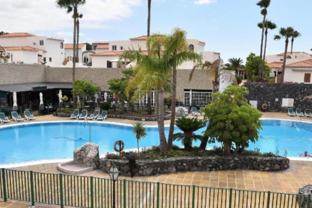 Palm Villa 1 Bed Apartment Overlooking Golf Course San Miguel de Abona Exterior photo
